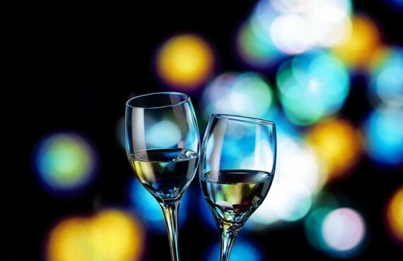 カフェ＆バーでおしゃれな雰囲気の結婚式2次会をお楽しみいただけます